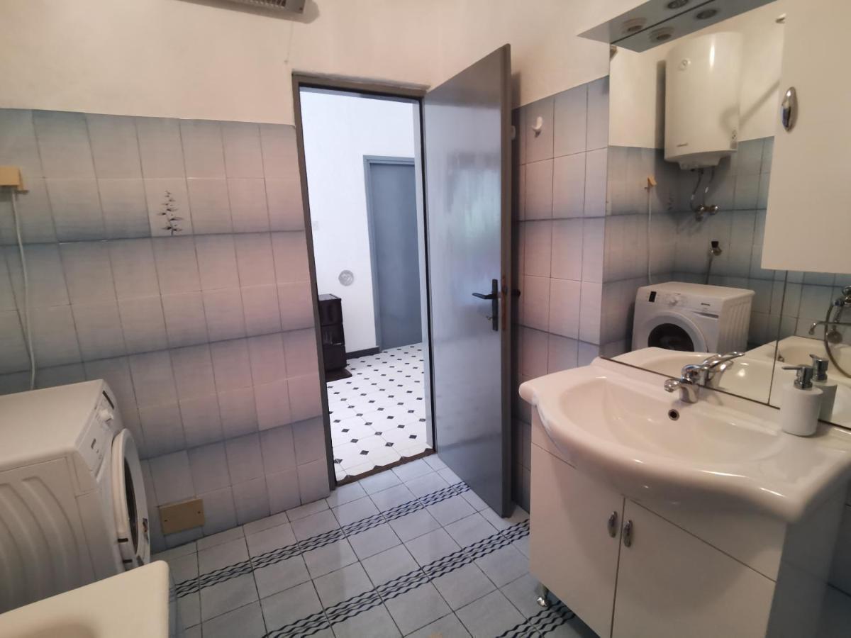 Deedee Apartment Senj  Bagian luar foto